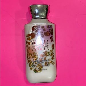 NWT bath and body works wild Madagascar flower